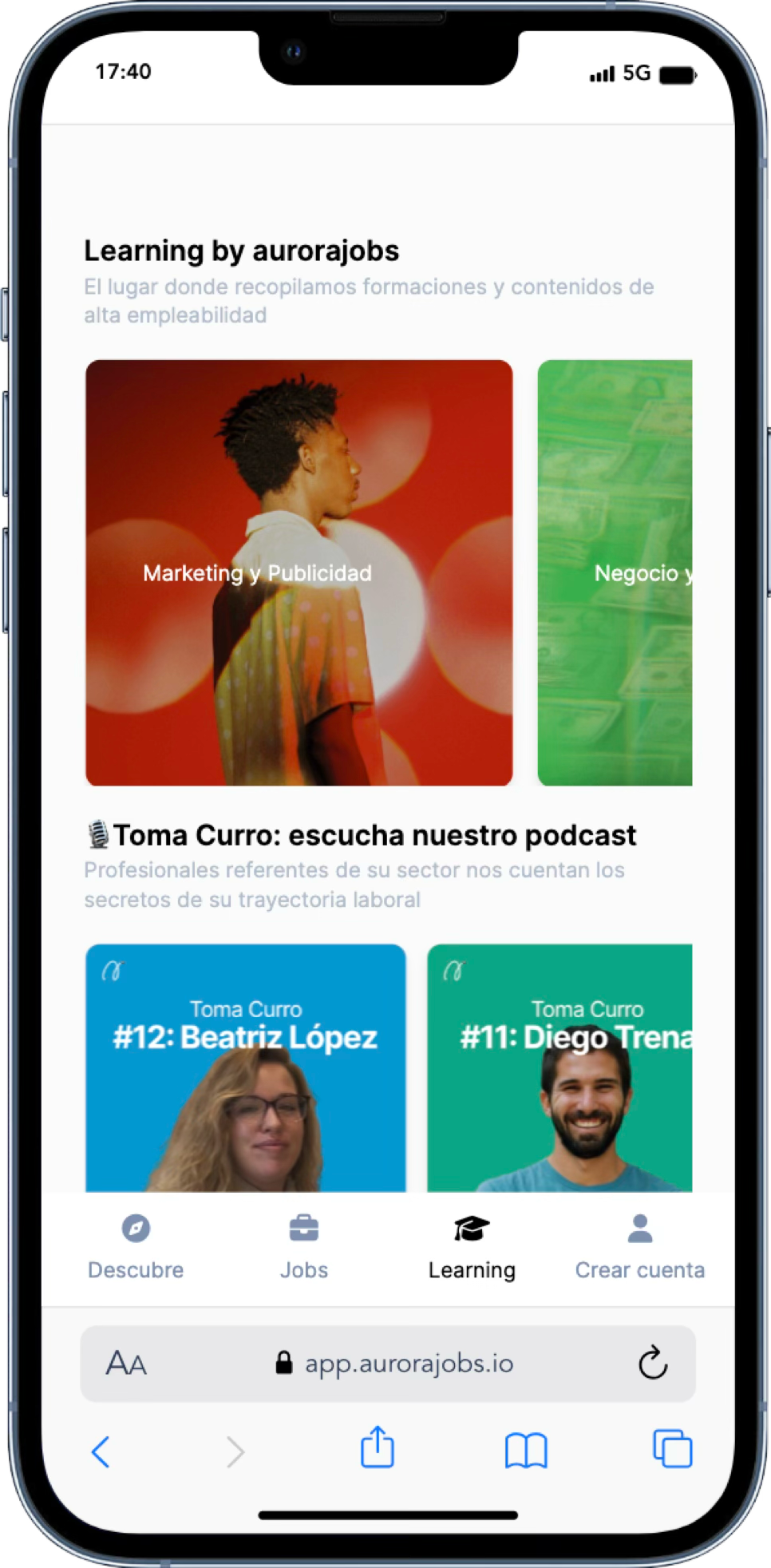 Pestaña Learning en móvil, con formaciones por categoría y los episodios del podcast Toma Curro.